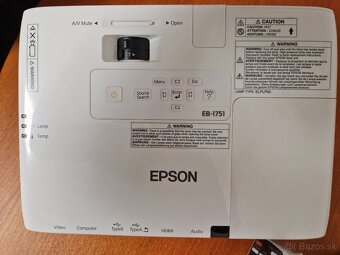 Predam projektor Epson EB 1751 komplet, ako novy - 3