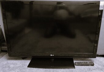 LCD  42" LG 42LE5300 LED 100Hz Full HD - 3