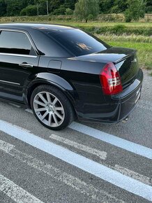 Chrysler 300c srt8 - 3