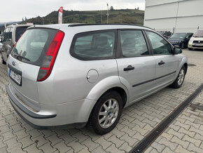 Ford Focus Kombi 1.6 VCT AKONTACIA OD 0% - 3