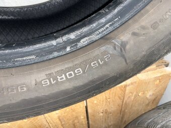 Zimné gumy 215/60 R16, Dunlop winter sport 5 - 3