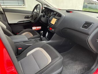 Kia Ceed 1.6GDi 99kw Benzin M6 Platinum - plna vybava - 3