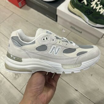 NEW BALANCE MYSTERY BOX - 3