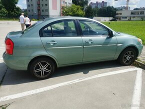 Hyundai Accent 2008 1.4 benzín 71kW, manuál - 3