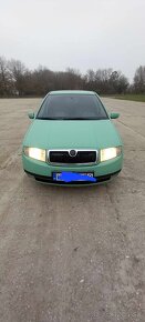 Skoda fabia 1.4i - 3