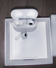 Apple AirPods (3rd generation) - 3