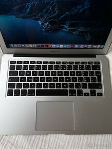 MacBook Air 13inch - 3