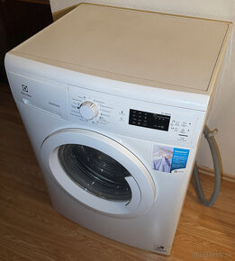 Spredu plnená automatická práčka Electrolux EWP 1062 TEW - 3