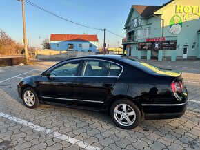 Volkswagen Passat 2.0 TDI Highline 4 Motion - 3