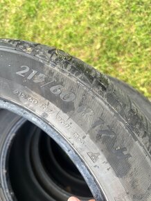 Predam zimne 215/60 R17 pneumatiky - 3