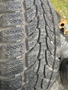 Predam 215/70 R16 zimne pneumatiky - 3