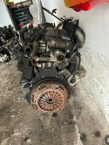 Motor 2,8HDI 8140.43S 94KW Peugeot Citroen komplet - 3