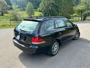 Volkswagen Golf 1.6TDI Variant - 3