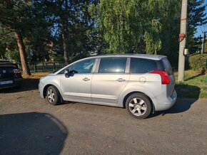 Peugeot 5008 1.6hdi Automat - 3