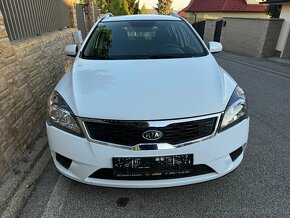 KIA CEED 1.4 Benzin 2010 - 3