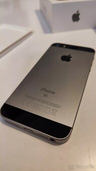 iPhone SE 2016 - 32GB - Space Grey A1723 - 3