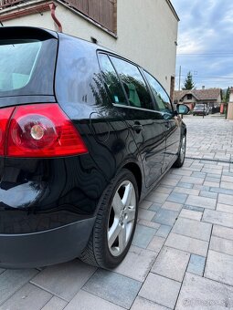 Golf 5 - 3