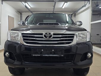 Toyota Hilux INVINCIBLE DC 3.0 I D-4D Sol A/T - 3