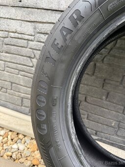 Goodyear 205/55 R17 91V Dot3324 - 3