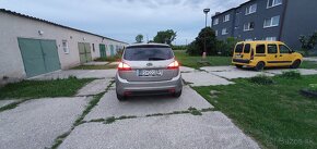 Kia venga 1,6 crdi 85 kw - 3