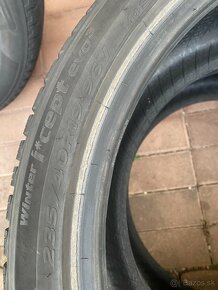 235/40 r19 hankook - 3