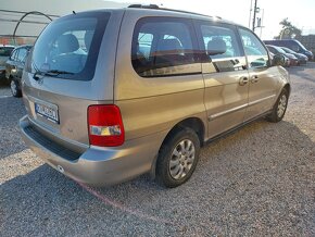 Kia Carnival - 3