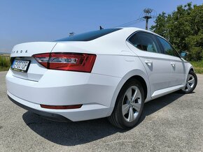 Škoda Superb 2.0 TDI SCR Ambition DSG - 3