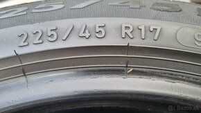 Letne Pirelli 225/45/17 - 3