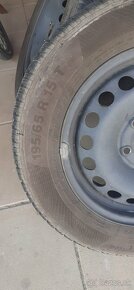 Predám zimné pneumatiky 195/65 R 15 T - 3