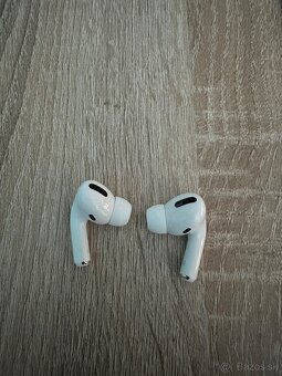 Predám Apple AirPods 1. generacie pravé slúchadlo a Magsafe - 3