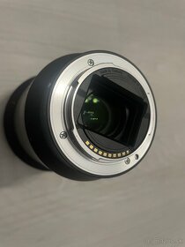 SONY ZEISS FE 4/24-70mm - 3