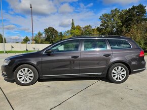 Volkswagen Passat Variant 2.0 TDI BMT Comfortline - 3