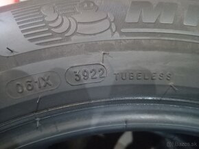 Michelin 235/55R17 zimné - 3