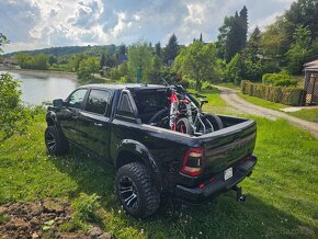 Dodge RAM 1500 LIMITED BLACK V8 HEMI 2024 - 3