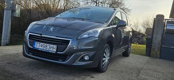 Peugeot 5008 - 3