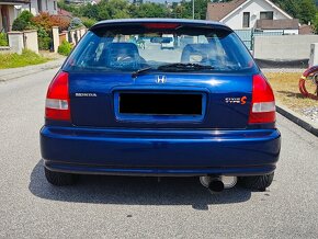 Honda Civic 1.6 Vti - 3