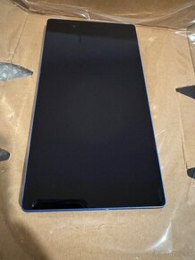 Lenovo TB3-730F - 3