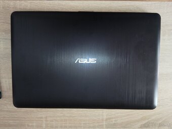 Predam notebook značky Asus - 3