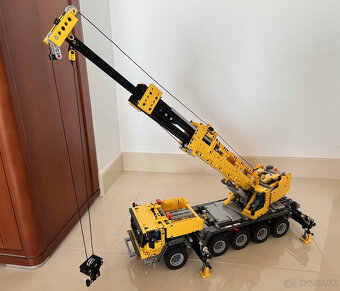 Lego 42009 Autožeriav , Mobile crane Mk II - 3