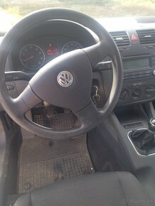 Predám Volkswagen Golf 5 - 3