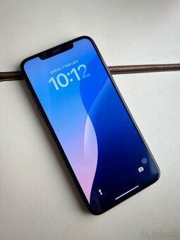 iPhone 11 Pro max 64GB so 100% batériou - 3