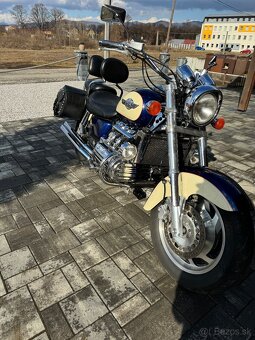 Honda Valkyrie 1500 - 3