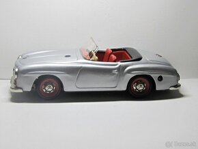 Schuco 2095, Mercedes - Benz 190 SL cabrio - 3