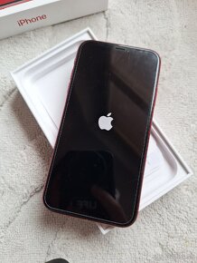 iPhone XR 64GB Červený - 3