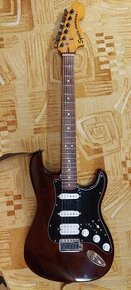 Squier Classic Vibe '70s Stratocaster HSS IL Walnut - 3