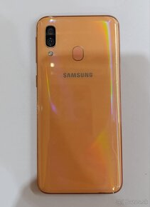 Samsung galaxy A40 - 3