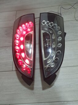 Predam Ford Focus MK1 led zadne svetla - 3