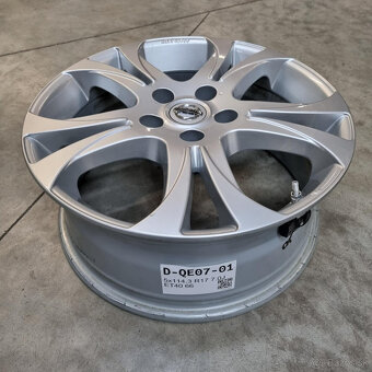 NISSAN disky 5x114.3 R17 7J ET40 - 3