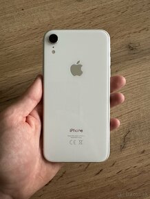 iPhone XR - 3