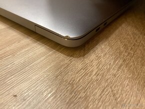 MacBook Pro 15 (mid 2016) - 3